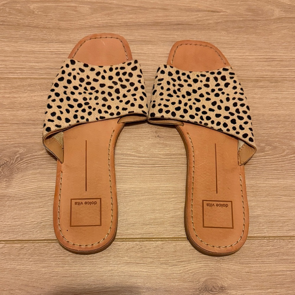 Dolce Vita Spotted Tan and Black Sandals